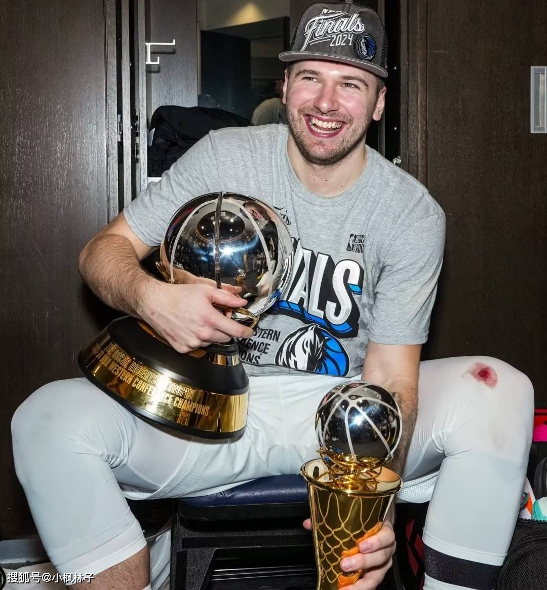 关于竞猜热点选手发挥出色,荣膺最佳MVP的信息 关于竞猜热点选手发挥出色,荣膺最佳MVP的信息