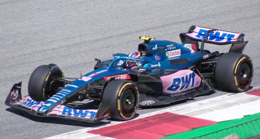 关于雷诺车队碾压红牛车队,阿隆索状态火热的信息 关于雷诺车队碾压红牛车队,阿隆索状态火热的信息