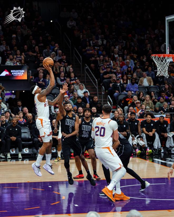 篮网力克吉林队,布克带队取胜 篮网力克吉林队,布克带队取胜