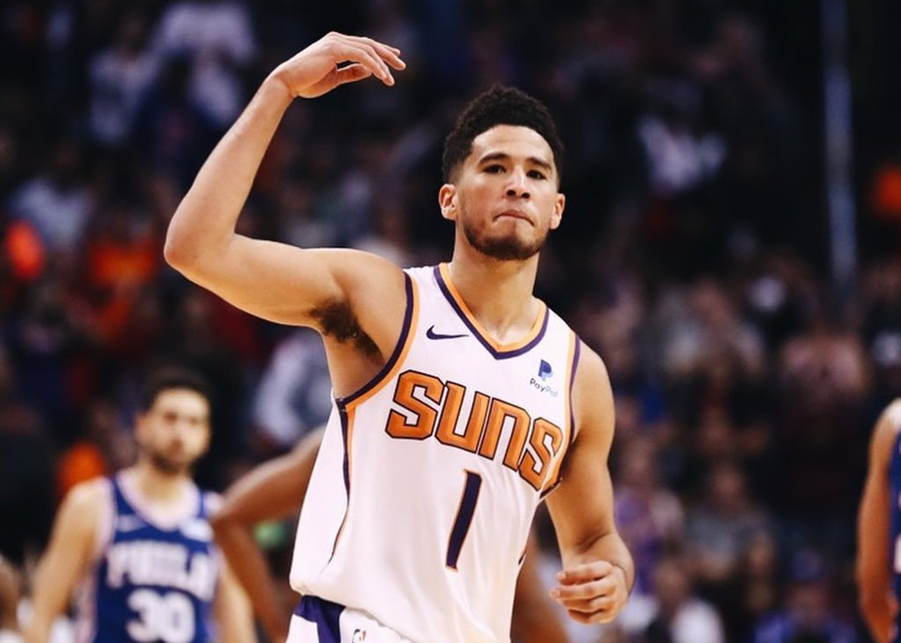 篮网力克吉林队,布克带队取胜 篮网力克吉林队,布克带队取胜